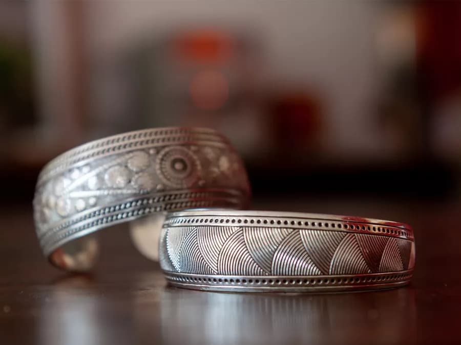 تفسير رؤية الفضة في المنام - دلالات ومعاني عند ابن سيرين